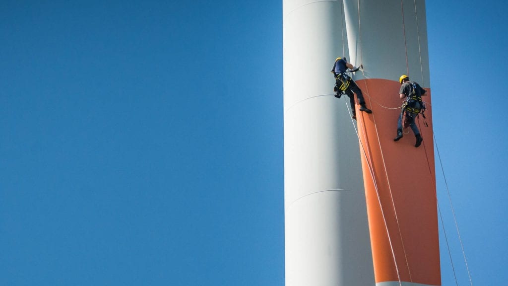 being wind turbine technician dangerous wind turbine technicians working on turbine blade dangerous