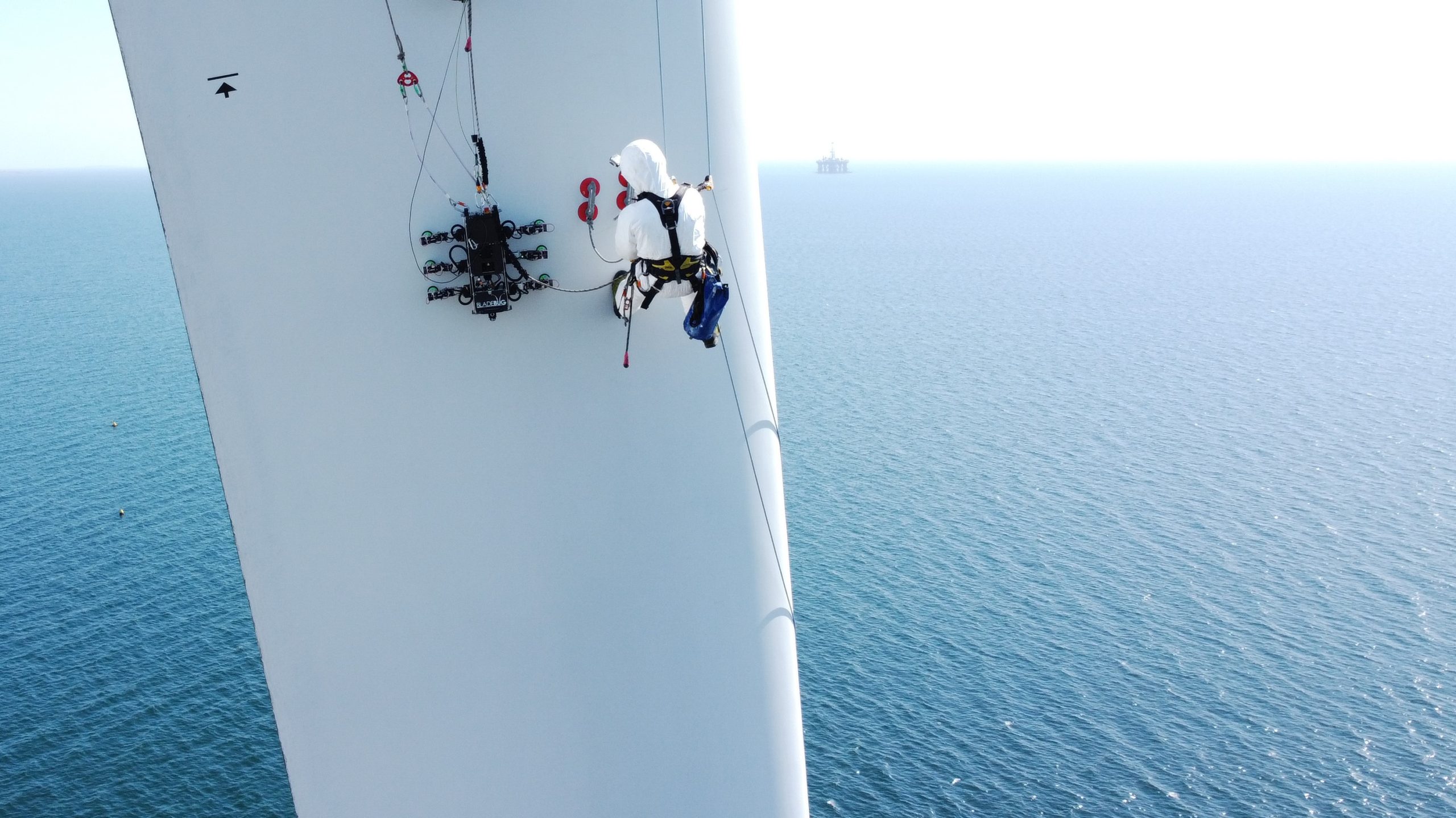 BladeBUG performs wind turbine maintenance